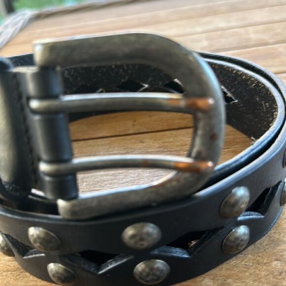 Black Hammered Studded Leather Women’s Belt M - Picture 2 of 5